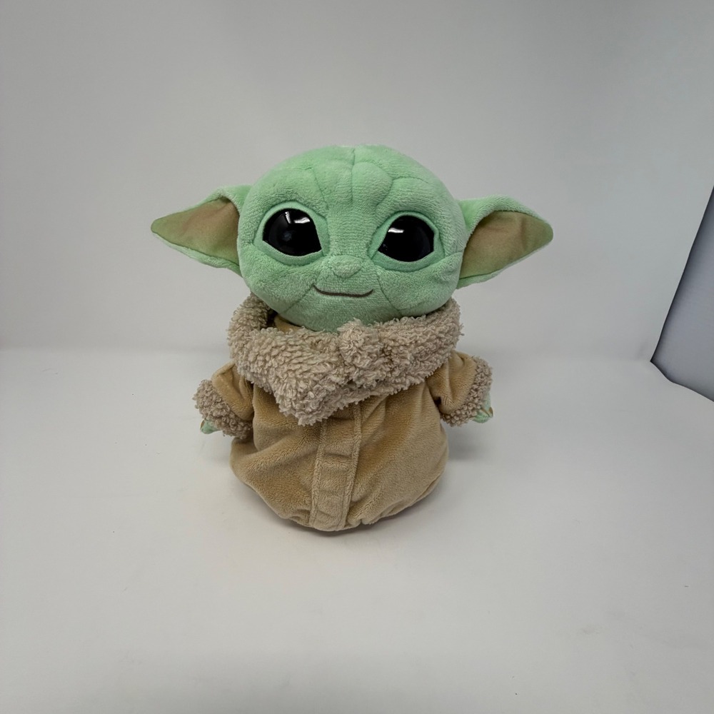 Star Wars Mattel The Child Grogu Baby Yoda 8" Plush Toy Green Tan GWH23 Plushie